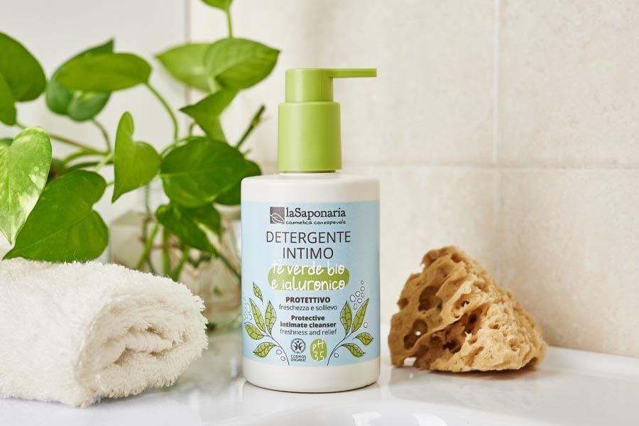 Detergente-intimo-protettivo-te-verde-ialuronico-1