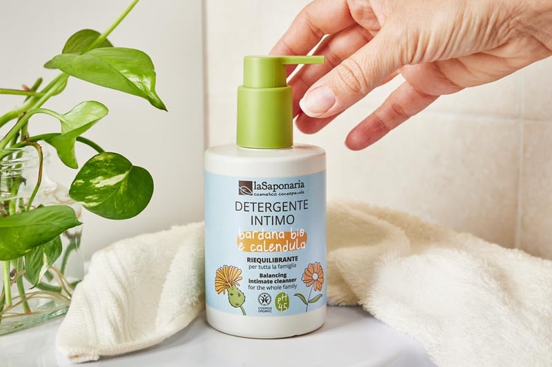 Detergente-intimo-riequilibrante-bardana-calendula-1