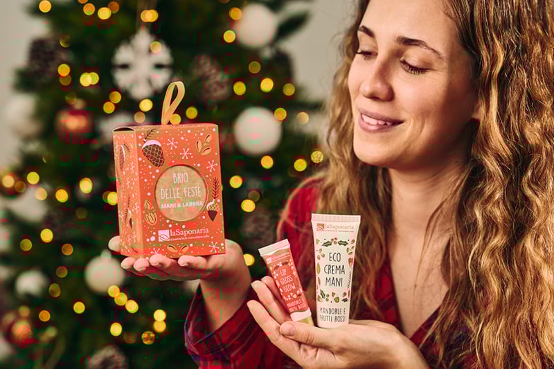 Lanterna-brio-delle-feste-contenuto