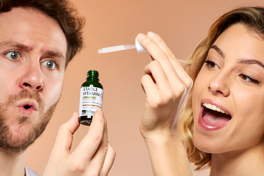 Stable-Vitamin-C_ragazzo-ragazza_applicatore-SPA